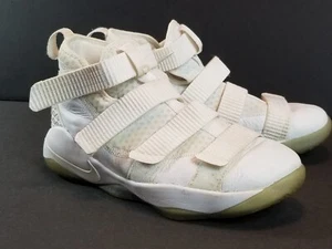 Nike LeBron Zoom Soldier 11 Triple Blanco (GS) 918369-103 Talla 5 Juventud - Imagen 1 de 5