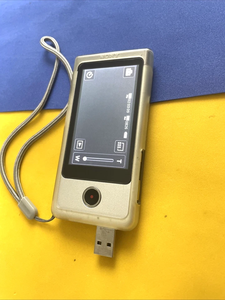 WORKING Sony Bloggie Touch Mobile HD Snap Video Camera** MHS-TS10 ** - Image 1 of 4