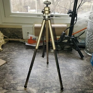 Hakbua Table Tripod Table Tripod - Picture 1 of 10