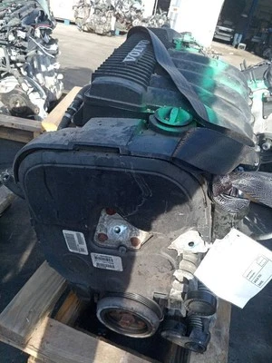 Engine 2.4L VIN 39 4th And 5th Digit Fits 04-10 VOLVO 40 SERIES 102k mile 235707 — 第 1/4 张图片