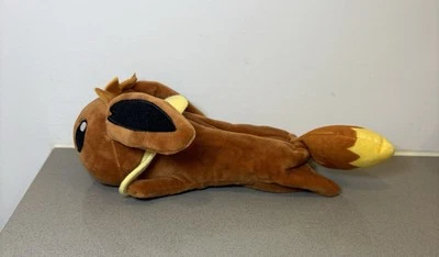 Estuche para lápices de peluche Takara Tomy Pokemon Eevee con cremallera Foto 1 de 4
