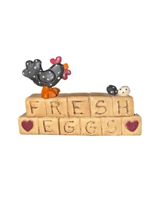 Suzi Skoglund Blossom Bucket “Fresh Eggs” Saying Figurine Signed Decor - Изображение 1 из 4