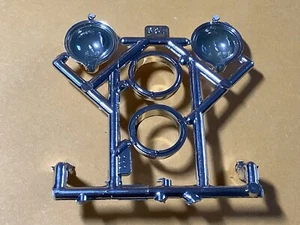 Revell Model Kit 1/8 Scale HD 1200 Electra Glide Side Light Housing & Rings - Picture 1 of 3