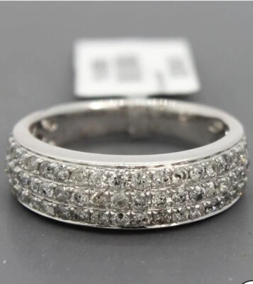 18k white gold diamond ring NEW - Image 1 of 4