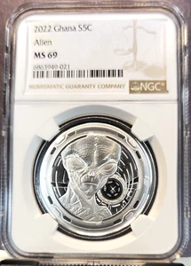 2022 REPUBLIC OF GHANA SILVER 5 CEDIS ALIEN NGC MS 69 NICE COIN - Picture 1 of 3