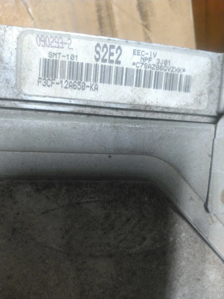 Computadora de motor 93 Tracer ID F3CF-12A650-KA 1.9 Foto 1 de 1