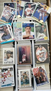 3000 Baseball Calcio Basket STARS Enorme Lotto Collezione Inserti HOF RC - Foto 1 di 6
