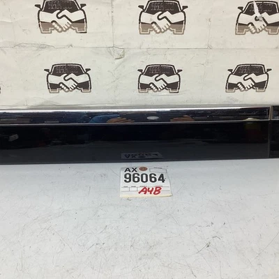 OEM 2009-2014 Tahoe Yukon Door Molding Trim Chrome Rear Right White Foto 1 de 4