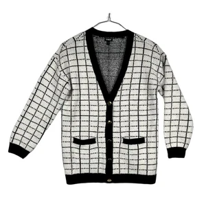 Cárdigan Express Grueso Tejido Blanco y Negro con Botones Dorados Talla Pequeña - Imagen 1 de 7