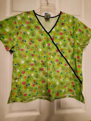 Scrub HQ SCRUB TOP Size M-Spring Green Floral Print -Chest 21.5"/L 23.5" - Image 1 of 4