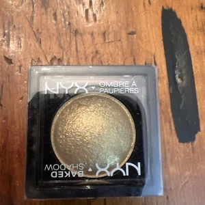 NYX Professional Makeup Baked Eyeshadow, BSH06 Ghetto Gold, 0.1 Ounce - SEALED - Picture 1 of 3