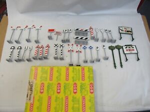LGB 5032 WARNING SIGN SET G SCALE 34 PCS  PRE OWNED ORIG. BOX