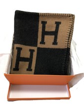 hermes blanket used