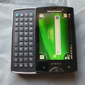 Sony Ericsson Xperia Mobile Phone, and 5 extra backs Unlocked. - Picture 1 of 9