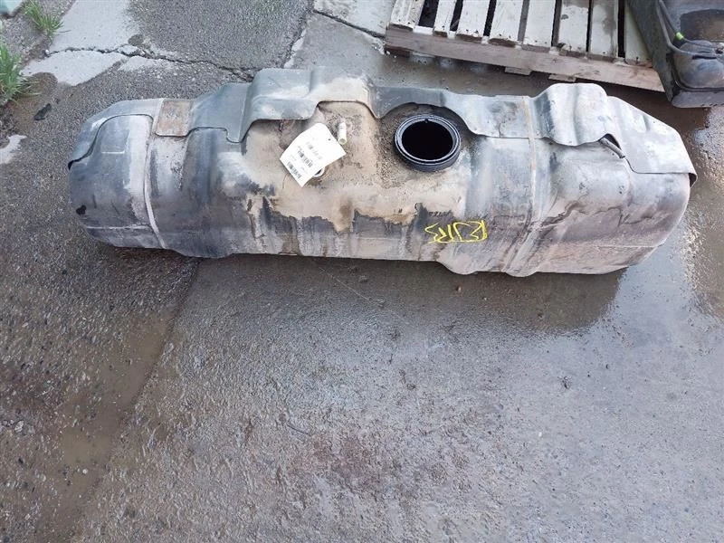 38 Gallon Gas Fuel Tank Front Midship from 2006 Ford F250 Super Duty 9782646 Foto 1 de 4