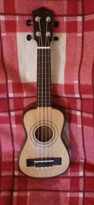 Soprano Ukulele Lovely Condition - Image 1 of 4