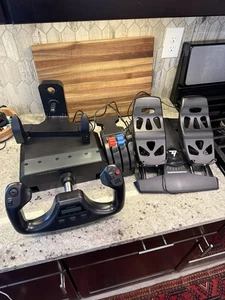 Flight Simulator Equipment - Picture 1 of 3