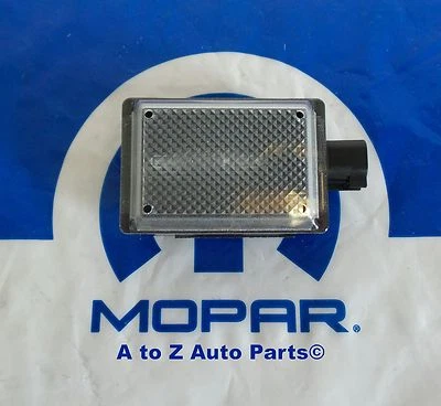 NEW 1998-2015 Jeep Wrangler TJ, or JK Under hood Light / Lamp, OEM Mopar Foto 1 de 3