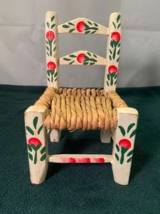 Bambola in legno piccola alta 7,5 pollici giocattolo o sedia Prop - Foto 1 di 11