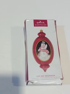 Sombrero de copa Hallmark Keepsake muñeco de nieve adorno especial 2022 edición limitada 557-27A - Imagen 1 de 5