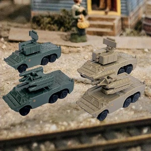 4 Stück 1/144 Scale Panzerfahrzeuge Panzer LKW Trucks für Bildung Spielzeug - Bild 1 von 7