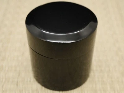 Caddy de chá de madeira laca japonesa preto Nakatsugi-Natsume (728) - Imagem 1 de 4