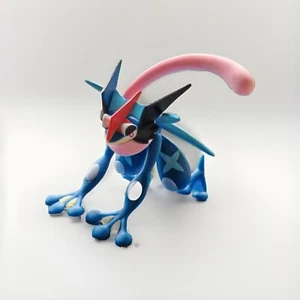 Pokemon Greninja figurina da esposizione da collezione - Foto 1 di 2