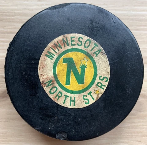 MINNESOTA NORTH STARS NHL HOCKEY PUCK 1969-77 ART ROSS CONVERSE CCM MADE IN USA Cover