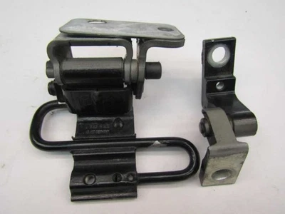 2005 - 2008 奥迪 A4 右乘客后门上下铰链铰链原始设备制造商 — 第 1/4 张图片