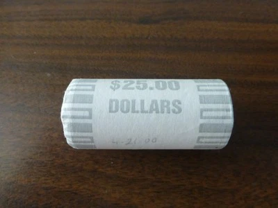 2000 P Sacagawea $1 Golden Dollar - U.S. Mint Wrapped Roll - 25 Coins - Image 1 of 4
