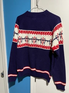 Vintage Montgomery Wards Long Sleeve Wool Pullover Sweater Men's Size L Acrylic - Picture 1 of 3