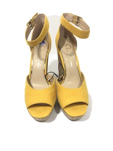 jessica simpson yellow pumps