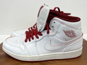 Nike Air Jordan 1 Retro Mid Bianco Palestra Rosso Taglia 8,5 - Foto 1 di 14