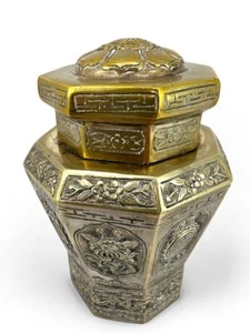 Antique Chinese Octagonal Tin-Plated Brass Storage Box w/Lid, Panels, H 10.8 cm - Picture 1 of 12