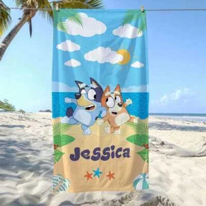 Personalisiertes Bluey Strandtuch - Individueller Name Bluey Cartoon Strandtuch - Bild 1 von 5