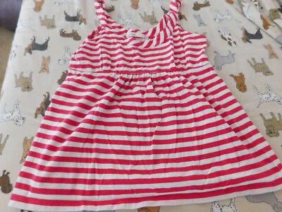 TOP URBANO ROJO/BLANCO TALLA 10 Foto 1 de 4