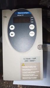INVERTER TELEMECANIQUE ATV31H037M2 ALTIVAR 31 DRIVE, - Foto 1 di 5