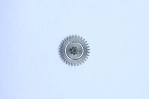 Longines 12.68Z part 260 Roue minuterie Minute wheel Ruota della minuteria NOS - Foto 1 di 1