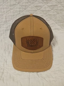 Vortex Herren Snapback Meshback Cap Truckermütze braun OSFM verstellbar Einheitsgröße - Bild 1 von 9