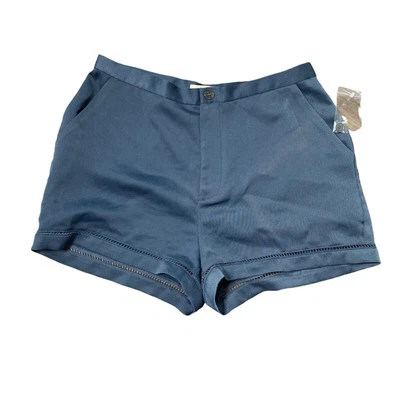 Pantalones cortos Silence + Noise talla 6 Breanne Urban Outfitters ribete de celosía satinado sedoso Foto 1 de 4