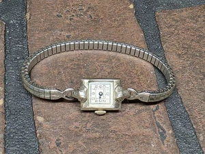 VINTAGE NICOLET 14K GOLD LADIES WATCH For Repair - Picture 1 of 5
