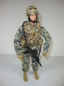 HM ARMED FORCES BRITISH MARINE 10" HOMBRE DE ACCIÓN SOLDADO HABLANDO CON SONIDOS DE BATALLA - Imagen 1 de 7