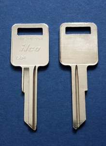 2 Key Blank 1584 for 1994-2004 Freightliner RA4 RA7 RA-7 1970AM HER1 Classic XL - Picture 1 of 5
