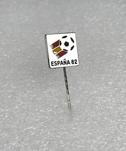 FIFA World Cup España 82' Pin badge football Spain 82 soccer - Picture 1 of 2