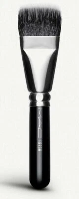 MAC 197SH SHORT HANDLED DUO FIBER SQUARE BRUSH - NEW IN SLEEVE - NATURAL HAIR - Image 1 of 2