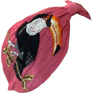 Diadema Namjosh Rosa Tucán Pájaro Cuentas Bordado Atardo Atrás Accesorio para Cabello - Imagen 1 de 6