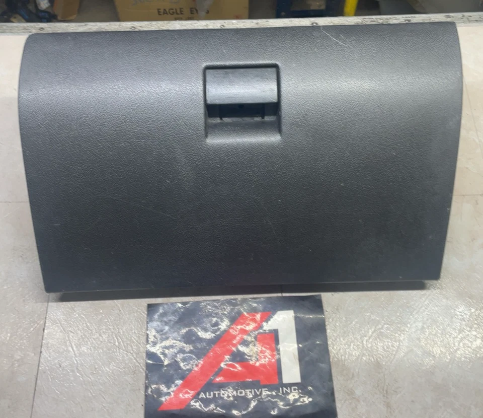 2006-2010 HUMMER H3 Hummer H3 Dashboard Glovebox Storage Compartment Black OEM - Image 1 of 4