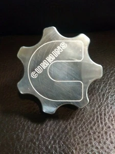 Cummins Oil Cap fits 98 To Current 5.9 / 6.7 All 24V And Common Rail Billet - Bild 1 von 3