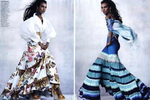 2005 Steven Klein Liya Kebede 8-seitiges Mode MAGAZIN EDITORIAL Gypsy Queens - Bild 1 von 4