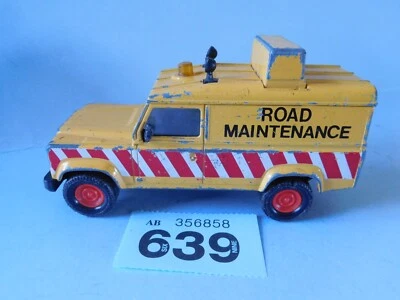 Matchbox Superkings Land Rover 110 Road Maintenance  (639) - Image 1 of 4